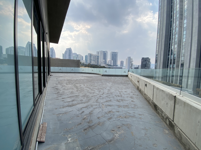 Local Comercial En Renta  En INTERLOMAS