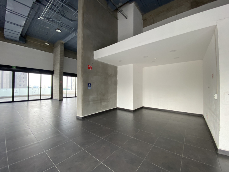 Local Comercial En Renta  En INTERLOMAS