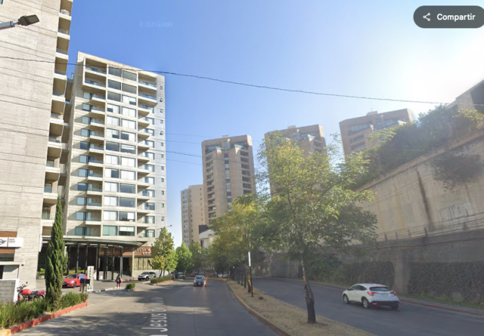 Local Comercial En Renta  En INTERLOMAS