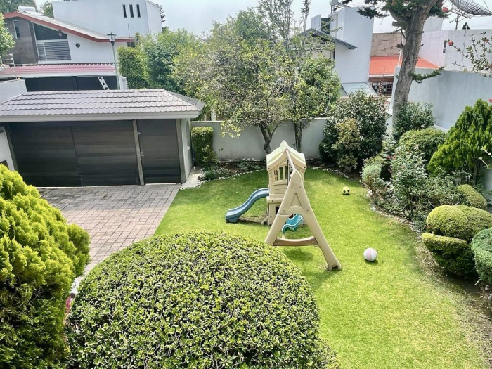 Casa en venta dentro de cerrada en la Herradura , Huixquilucan