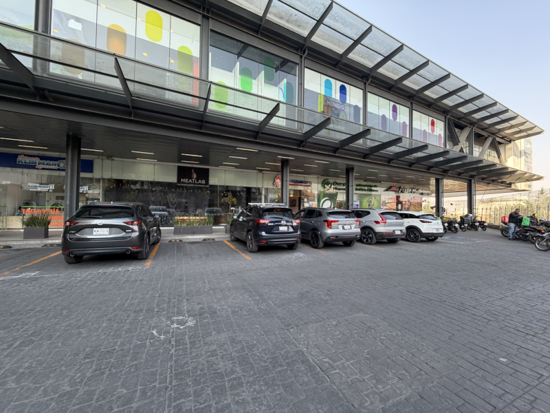 Local En Renta Plaza Andador Interlomas