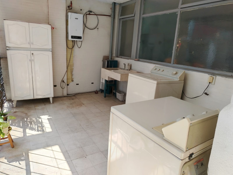 recámara en renta para mujer en la nápoles, cdmx