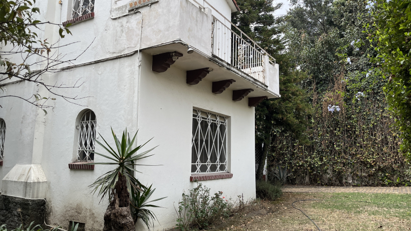 CASA COMO TERRENO EN VENTA LOMAS VIRREYES