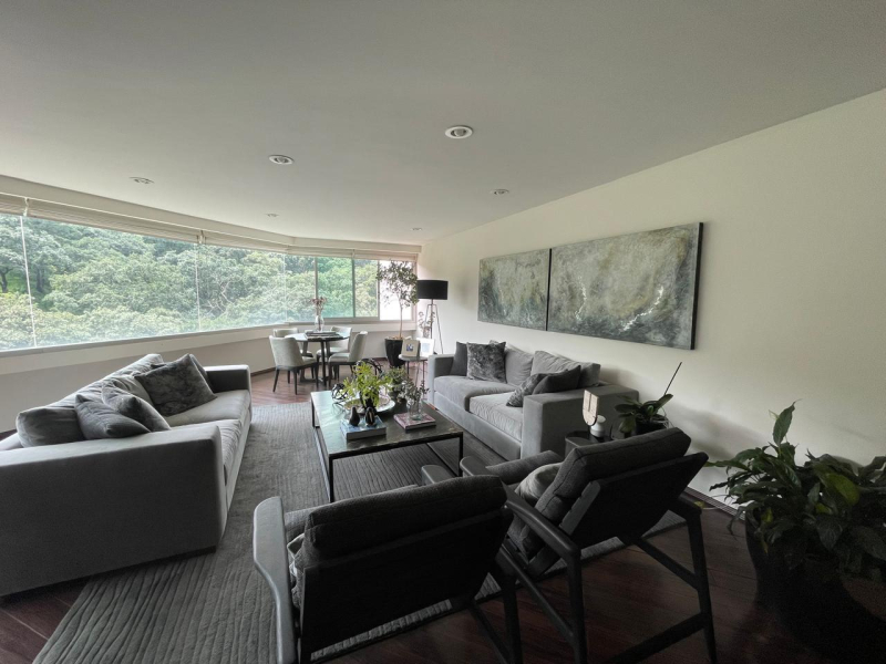 Venta Departamento Bosques De Las Lomas. Extraordinaria Vista. 