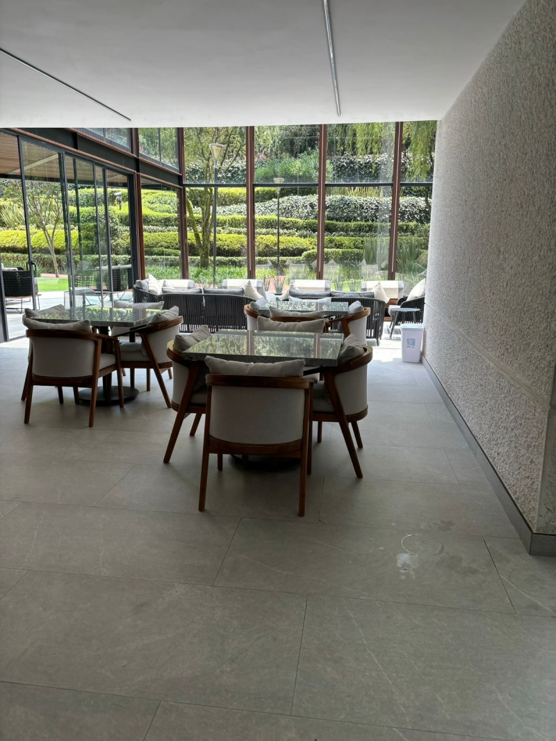 Venta Departamento Bosques De Las Lomas. Extraordinaria Vista. 