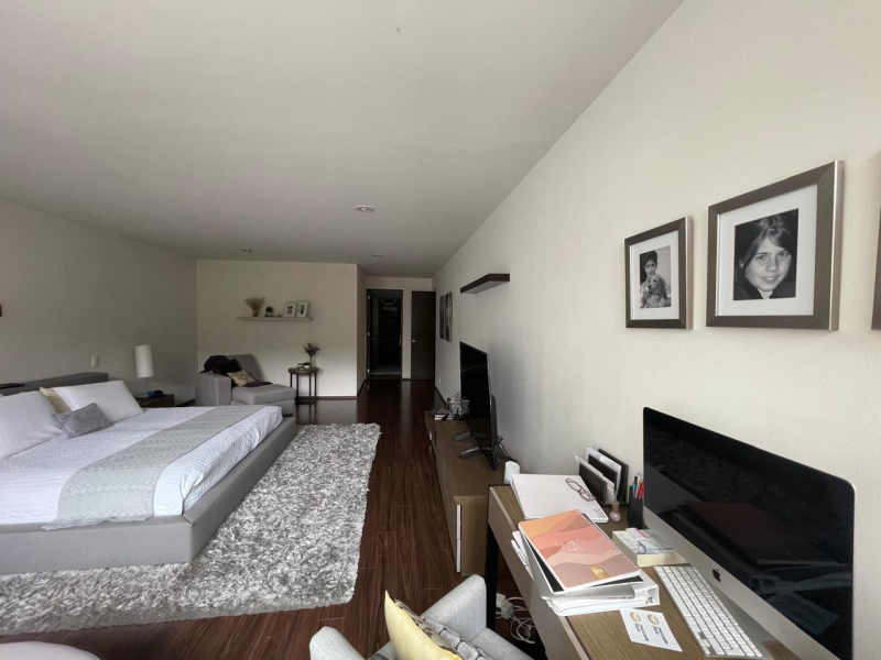 Venta Departamento Bosques De Las Lomas. Extraordinaria Vista. 