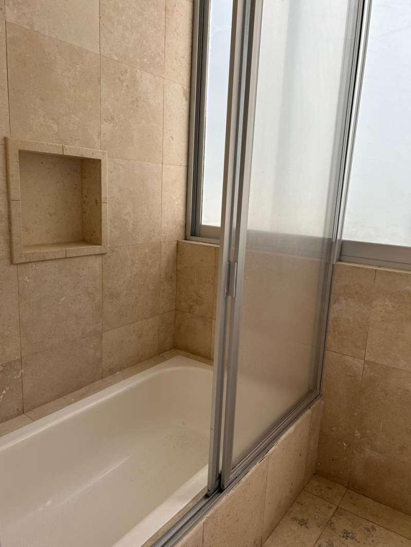 Exclusivo Departamento De Lujo En Venta En Tabachines, Cuernavaca; 4 Recámaras, Terraza Con Hermosa Vista, Amenidades Premium Y Seguridad 24/7