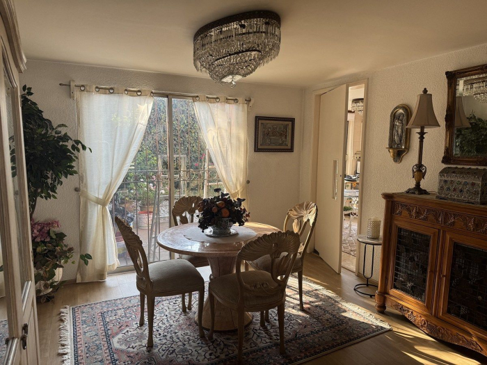 Venta casa en Lomas del Sol con doble vigilancia