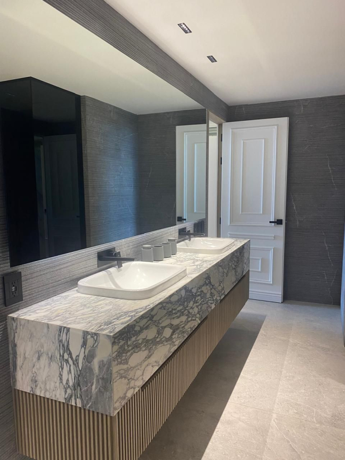 Departamento en Venta en Lomas Country