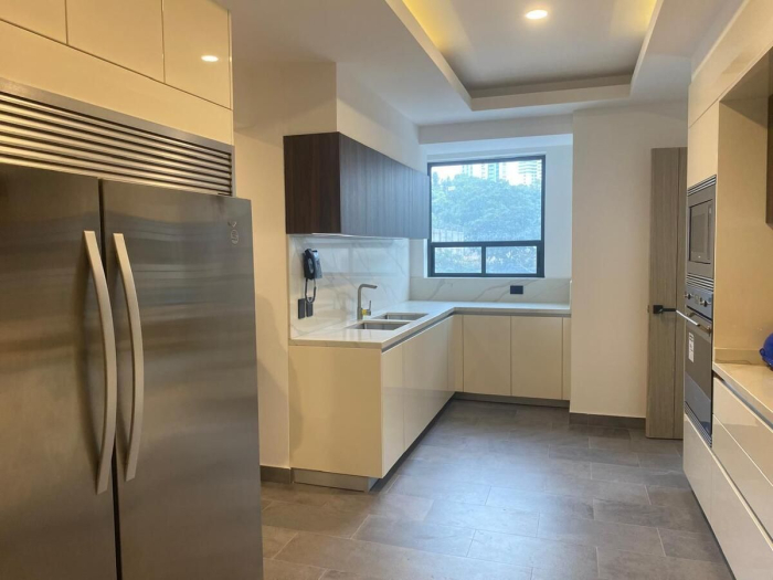 Departamento en Venta en Lomas Country