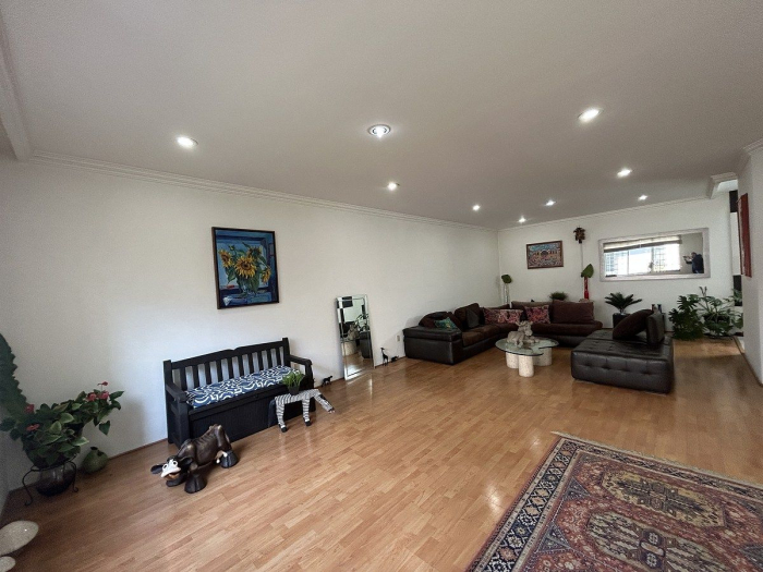 Casa de 321 m2 en Venta en Parques de la Herradura