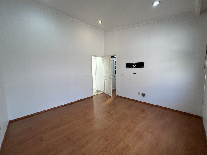 Casa de 321 m2 en Venta en Parques de la Herradura