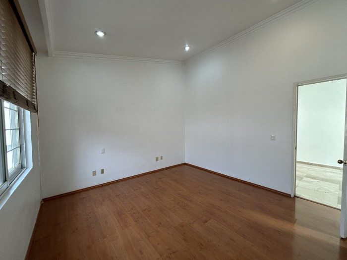 Casa de 321 m2 en Venta en Parques de la Herradura