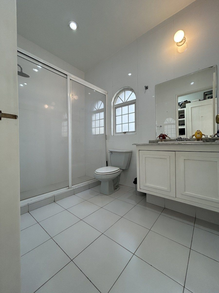 Casa de 321 m2 en Venta en Parques de la Herradura