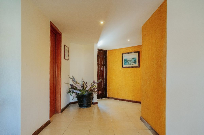 HERMOSA CASA EN PARQUES DE LA HERRAUDRA