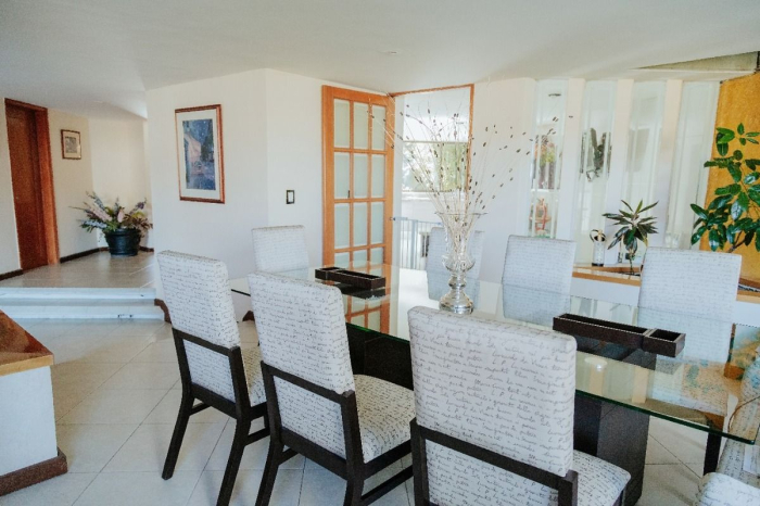 HERMOSA CASA EN PARQUES DE LA HERRAUDRA