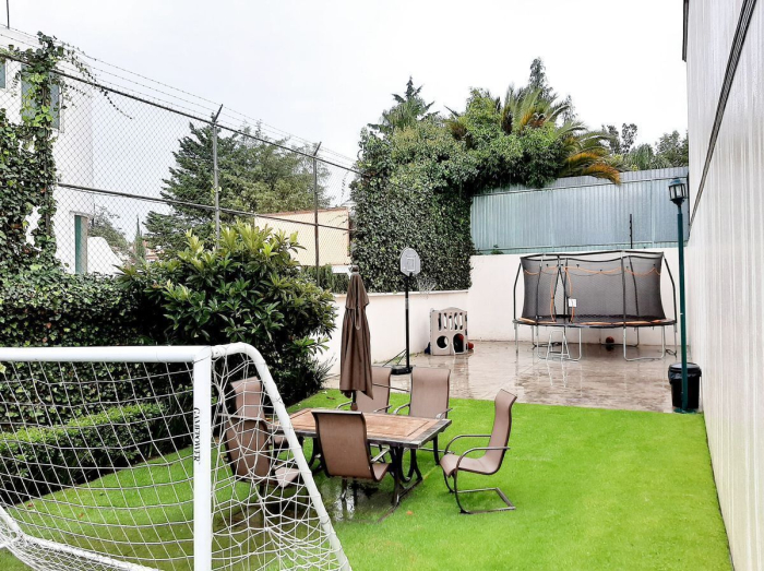 CASA EN VENTA EN INTERLOMAS