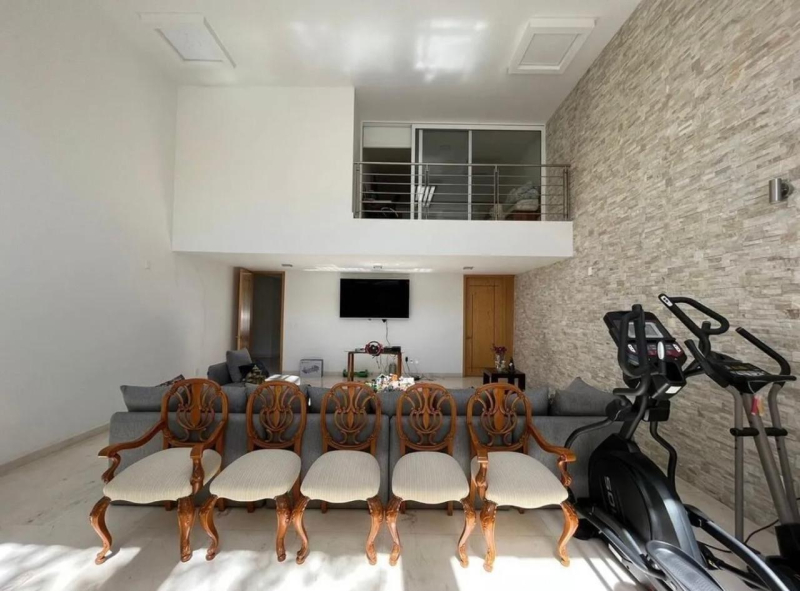 CASA EN VENTA JARDÍNES DEL PEDREGAL