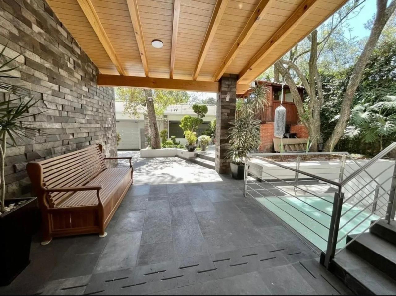 CASA EN VENTA JARDÍNES DEL PEDREGAL