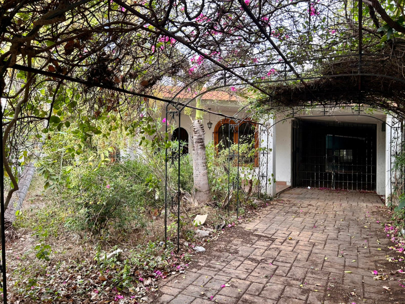 Casa En Venta En Garcia Gineres