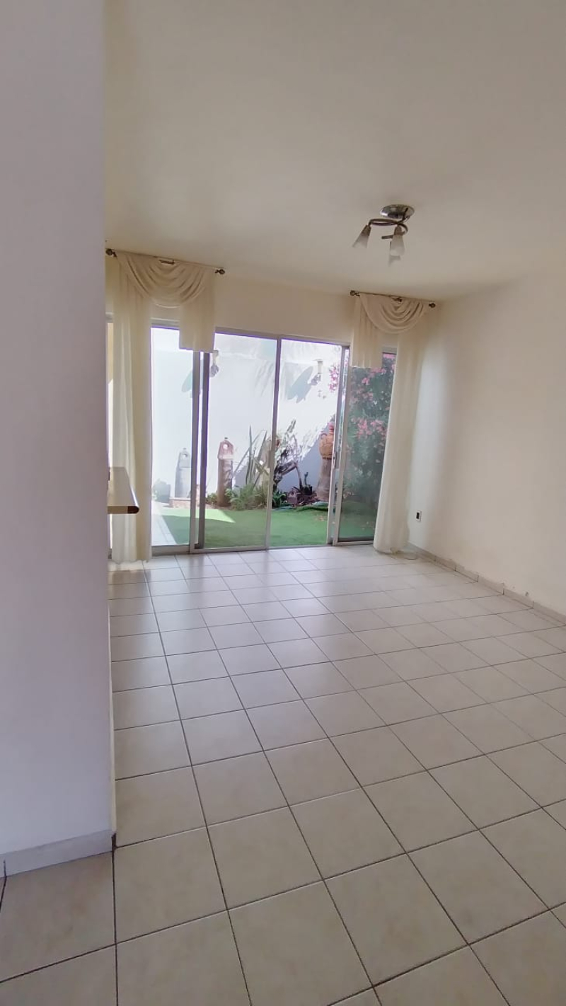 Casa En Condominio En Renta En Jardines De Los Arcos