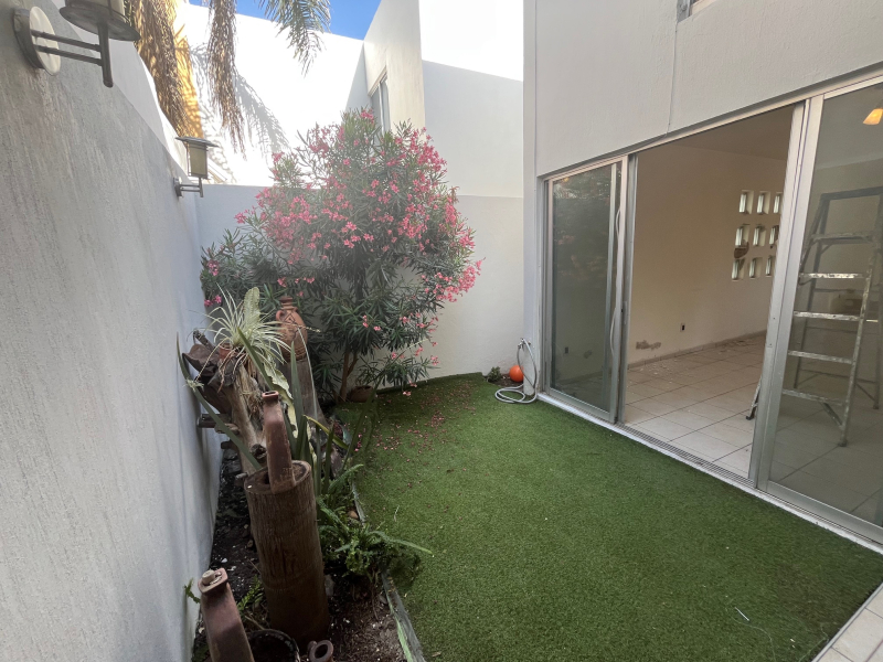 Casa En Condominio En Renta En Jardines De Los Arcos