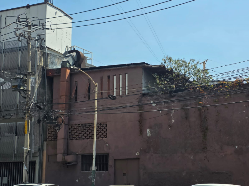 Edificio Corporativo Con Oficinas Y Bodegas En Venta En Toreo
