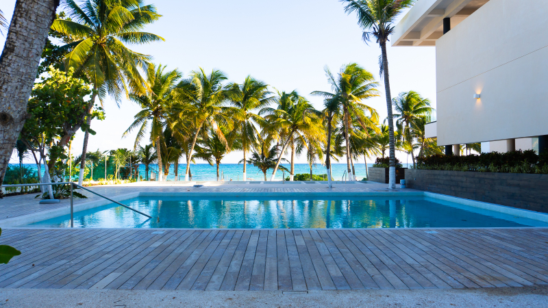 terreno residencial en venta con club de playa privado en el corazón de la riviera maya