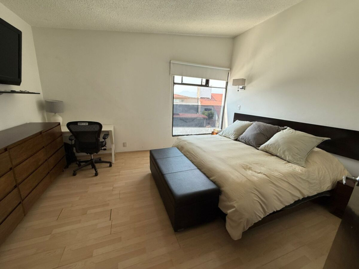 venta casa en las aguilas