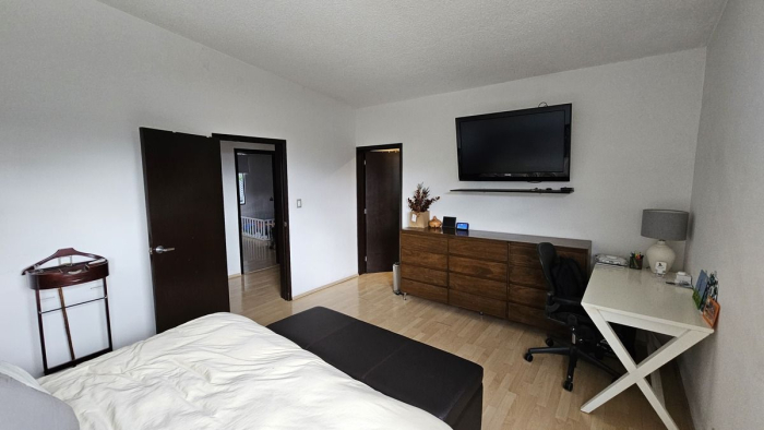 venta casa en las aguilas