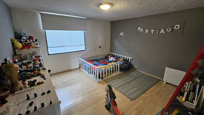 VENTA CASA EN LAS AGUILAS