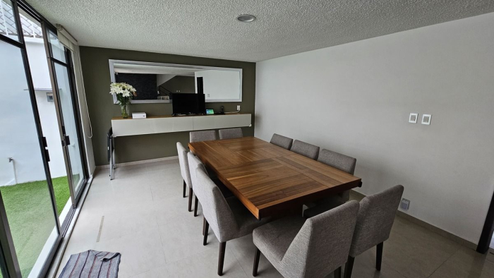 venta casa en las aguilas