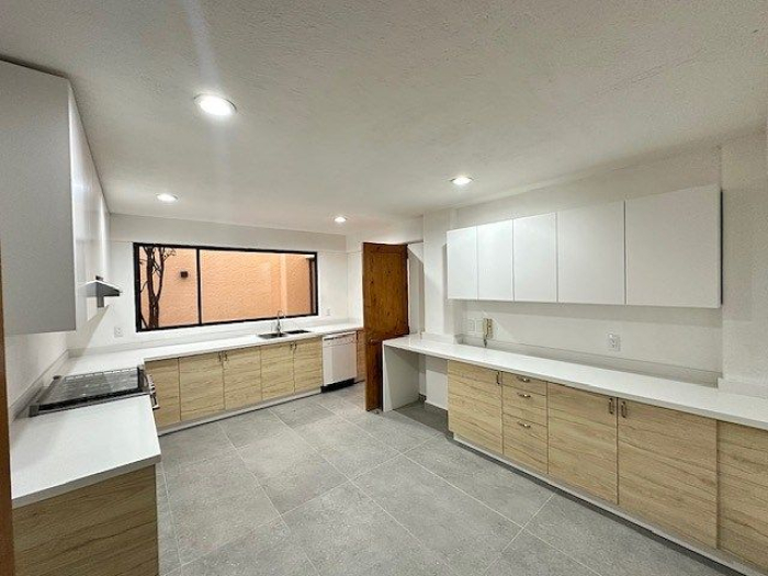 Bosques De Las Lomas, Bosque De Limas Renta Departamento Remodelado $55,600MN