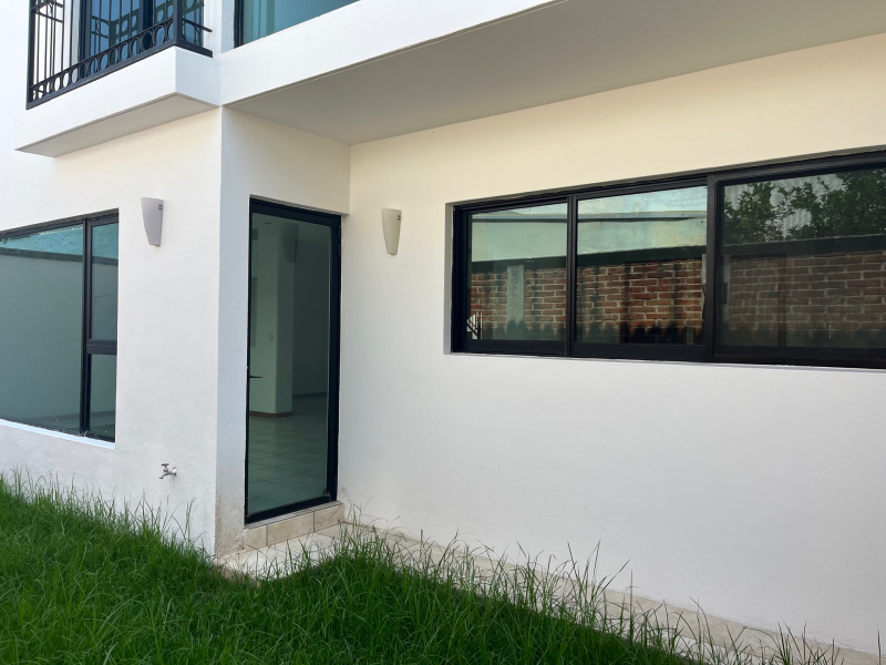 Casa En Renta En Jardín Real