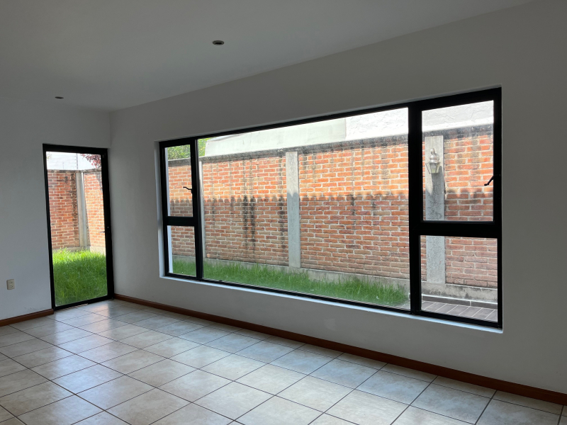 Casa En Renta En Jardín Real