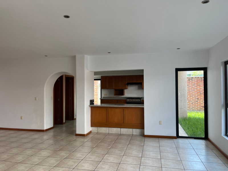 Casa En Renta En Jardín Real