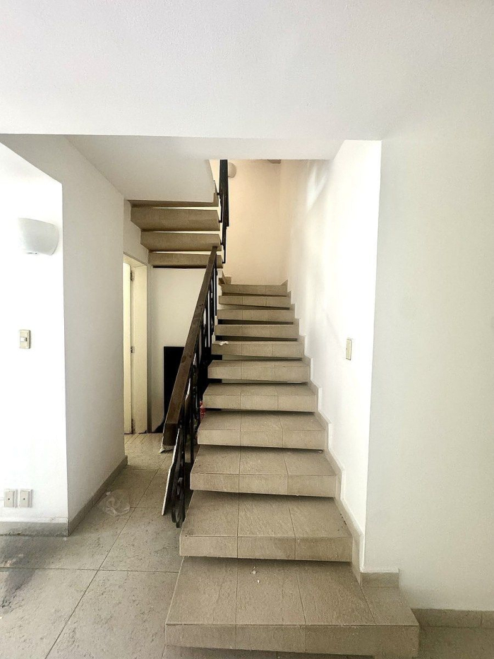 Casa Con Uso De Suelo Para Oficinas En Polanco