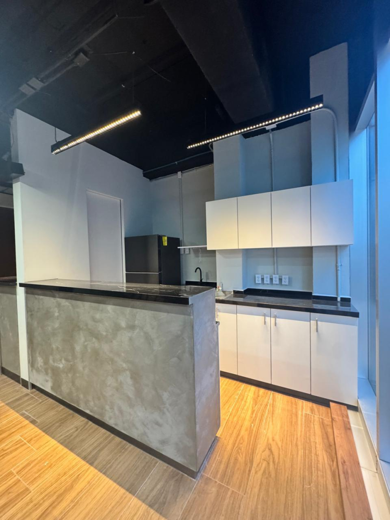 Oficina En Venta En Edificio Yama Los Alpes