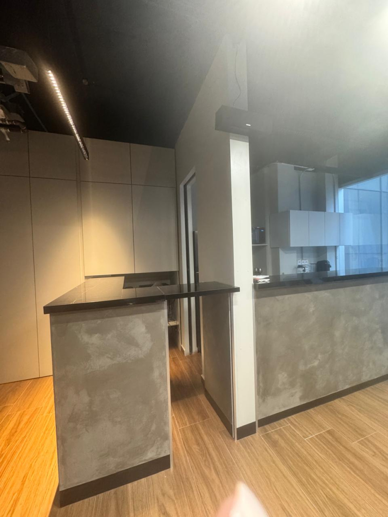 Oficina En Venta En Edificio Yama Los Alpes