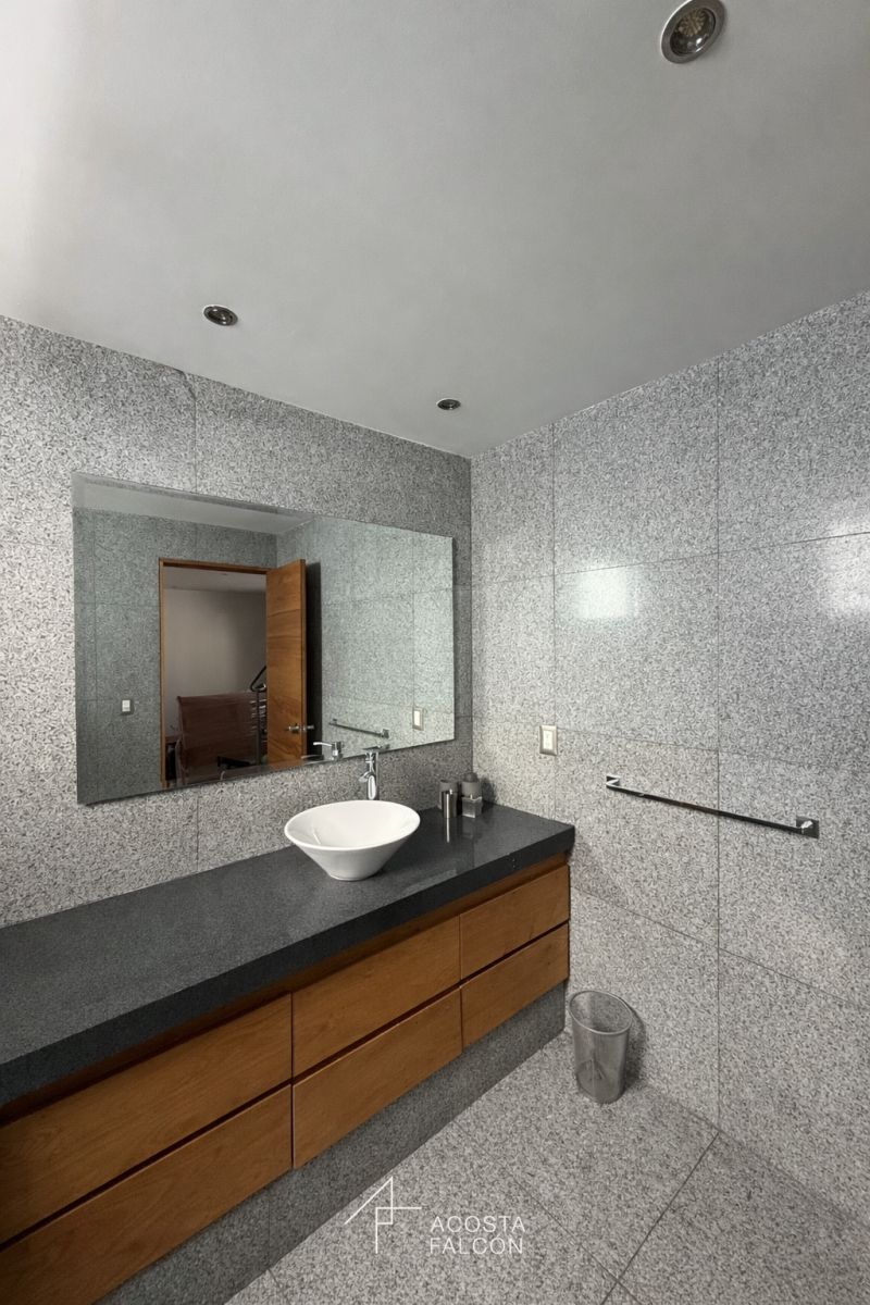 casa en renta en lomas altas