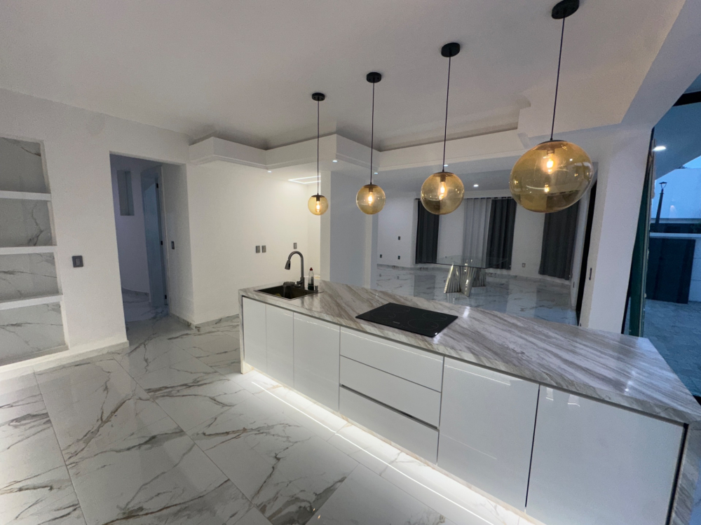 Casa En Venta En Puerta De Hierro
