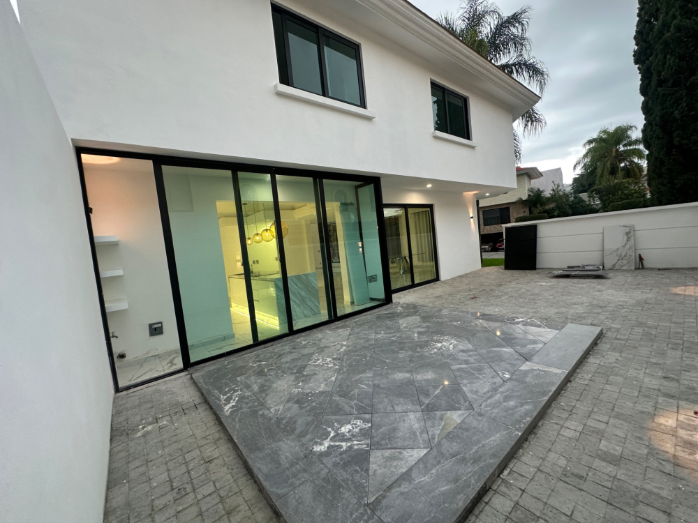 Casa En Venta En Puerta De Hierro