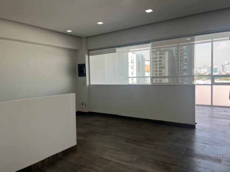 Renta oficina en edificio corporativo colonia Anahuac