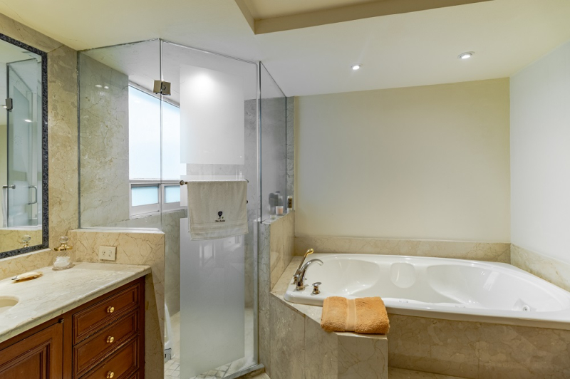 vive en lomas de chapultepec: seguridad, privacidad y un entorno a tu nivel.