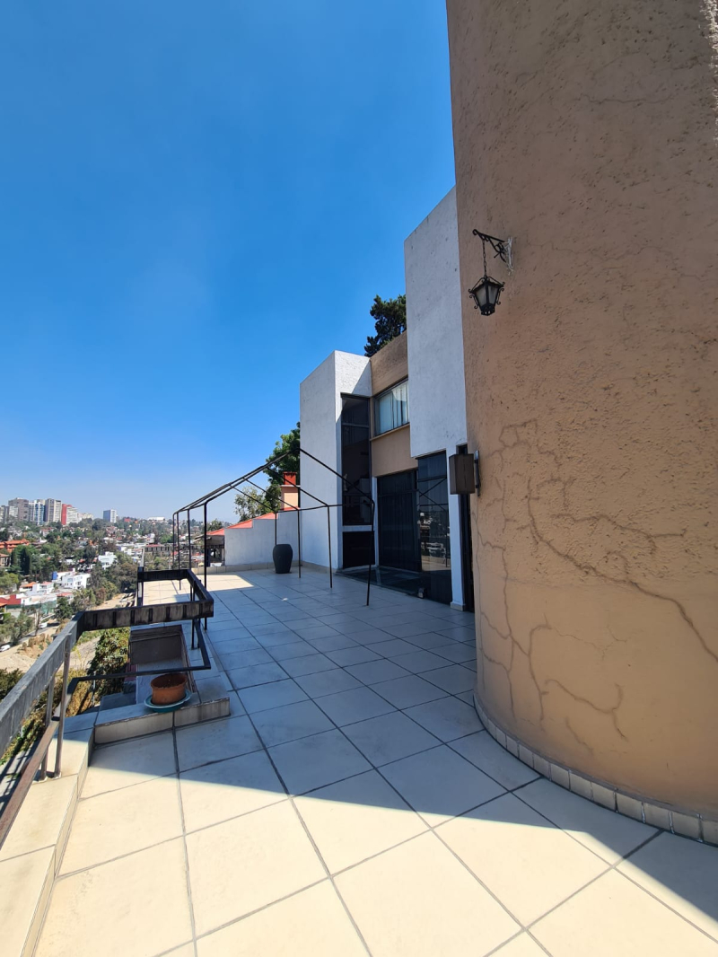 casa en venta con departamento independiente en la herradura, naucalpan