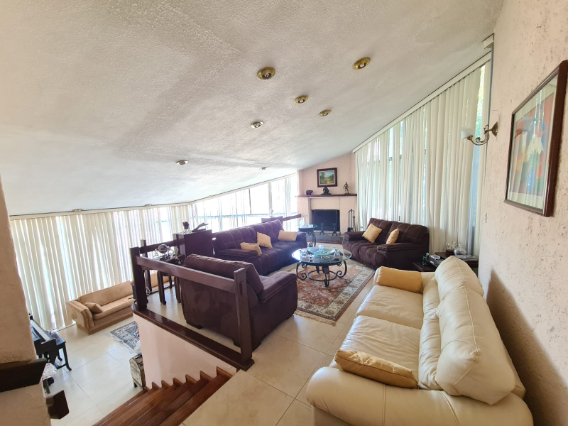 casa en venta con departamento independiente en la herradura, naucalpan