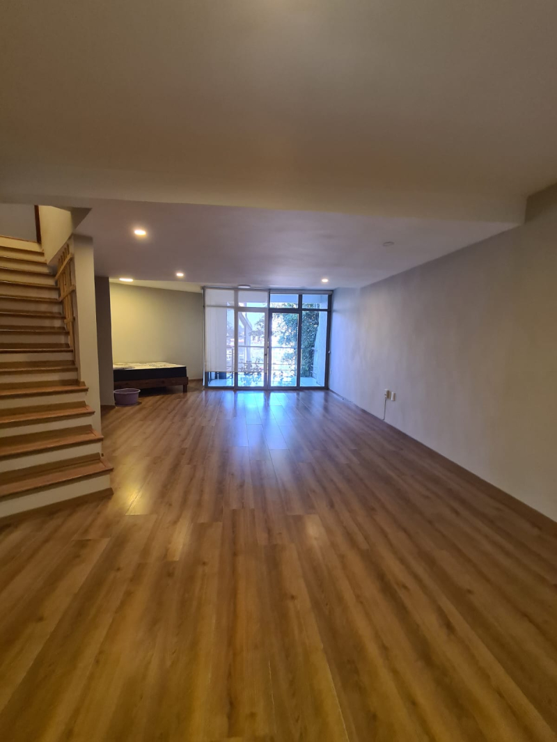 casa en venta con departamento independiente en la herradura, naucalpan