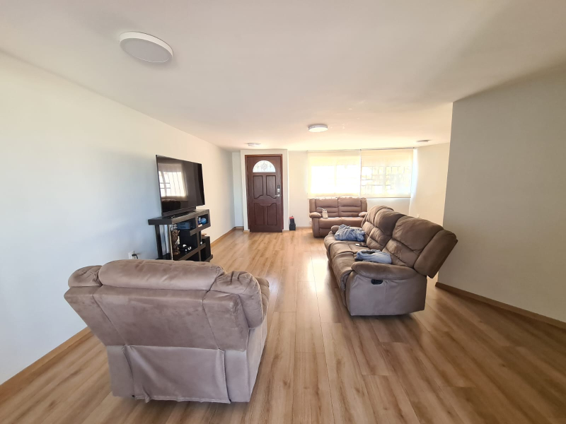 casa en venta con departamento independiente en la herradura, naucalpan