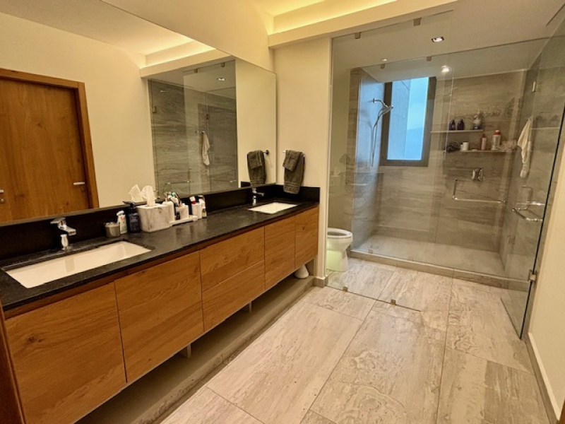 Departamento En Venta, En Interlomas 