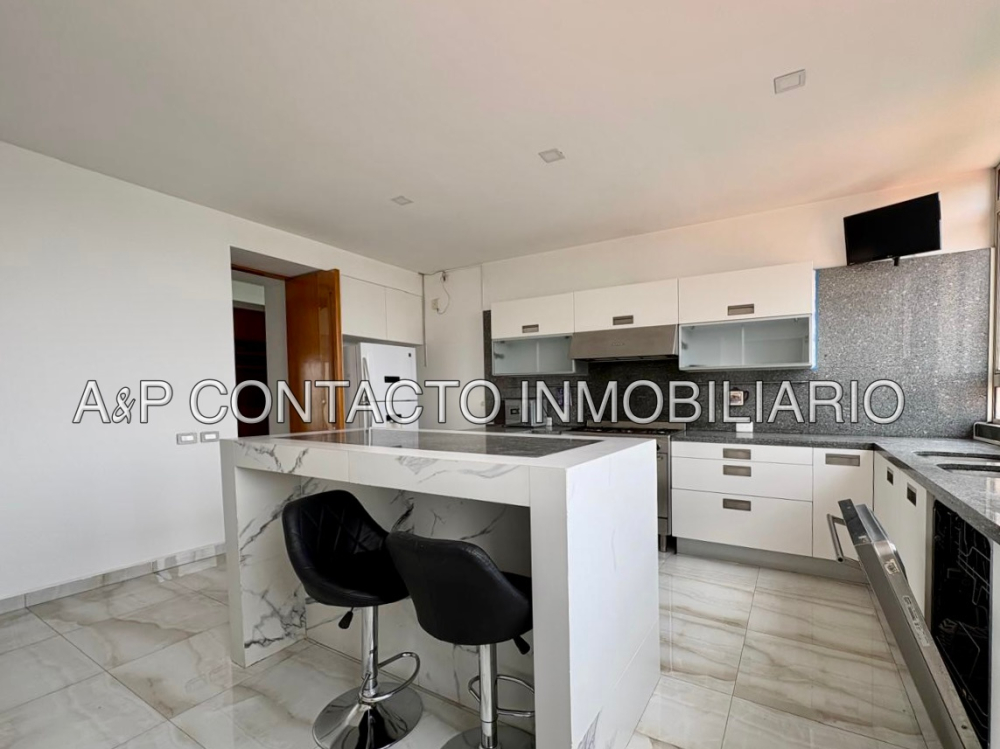 Renta  Departamento Bosque Real 